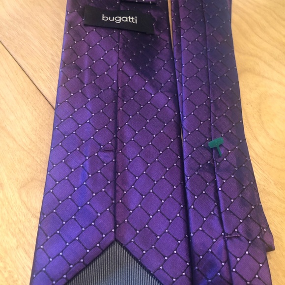 Men’s Bugatti Silk Tie EUC - Picture 2 of 3